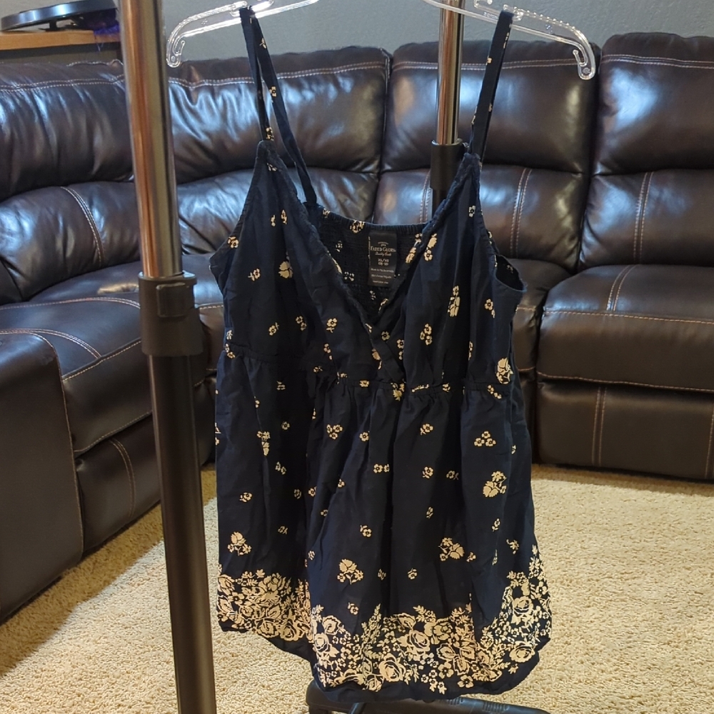 Faded Glory Navy Tank with Bandana Like Floral Look + Details